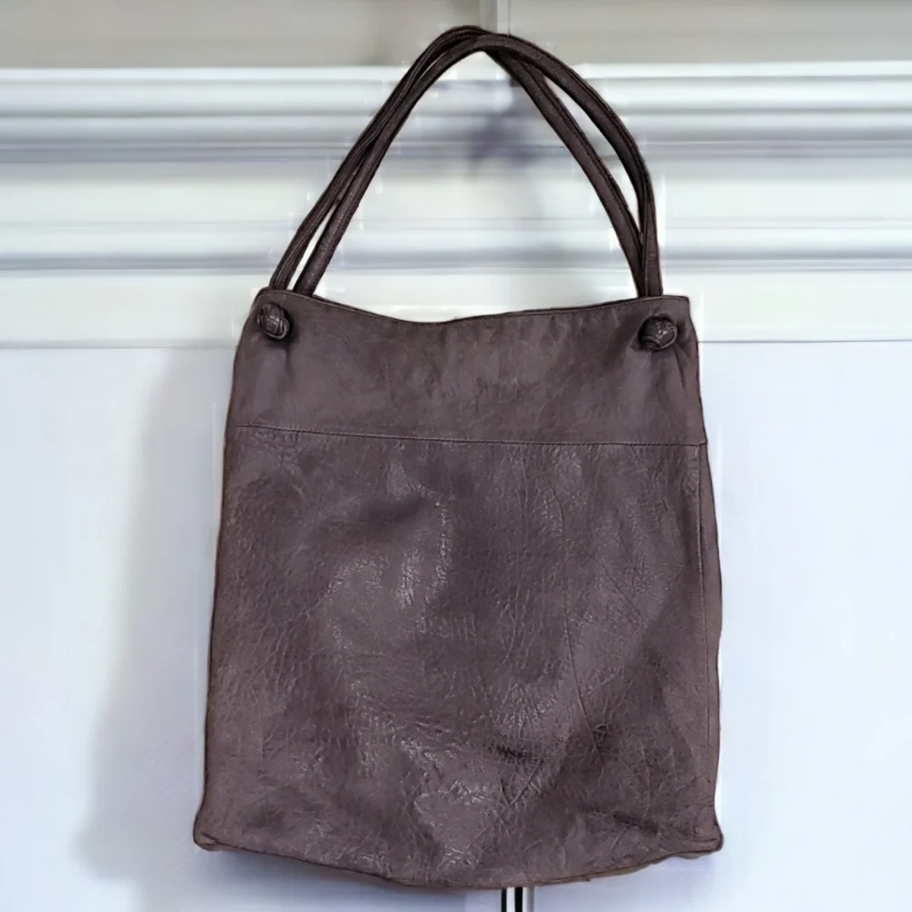 Brontibay Paris Gray Leather Hobo Bag